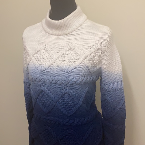 🇫🇷Tommy Hilfiger🇫🇷 Sweatshirt Size P/S - Picture 2 of 14